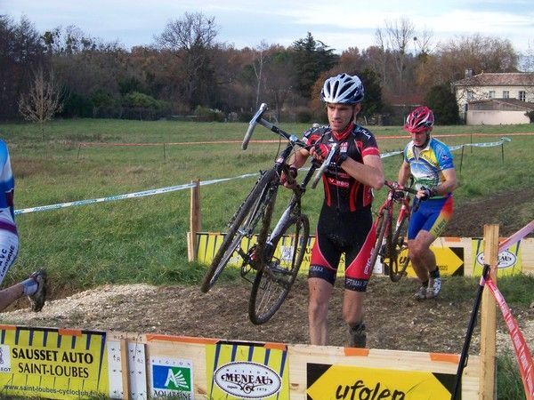 Florian passe, Nico trépasse
